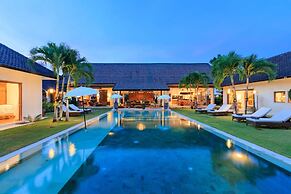 Bali Villa Near the Beach, 2056