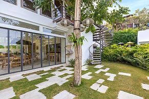 Bali Villa Near the Beach, 2056