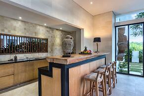 Bali Villa Near the Beach, 2056