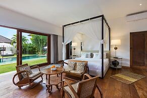 Bali Villa Near the Beach, 2056