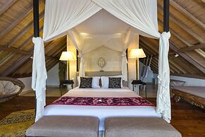 Bali Villa Near the Beach, 2056