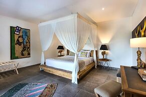 Bali Villa Near the Beach, 2056