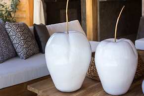 Luxury 4 Bedroom Villa With Private Pool, Bali Villa 2006