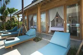 Luxury 4 Bedroom Villa With Private Pool, Bali Villa 2006