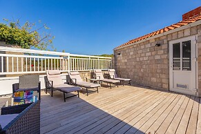 Holiday Home Trojkovic