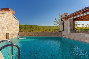 Holiday Home Trojkovic