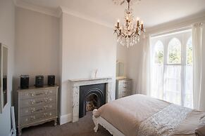 Elegant Georgian 1 Bed Apartment in Herne Bay