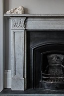 Elegant Georgian 1 Bed Apartment in Herne Bay