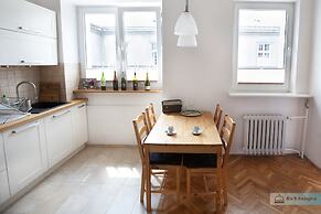 Warsaw Concierge Bracka City Center