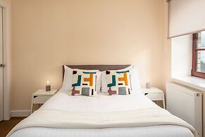 Elliot Suite No7 - Donnini Apartments