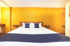 Capital O Hotel Casa Blanca