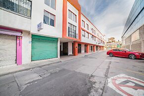 Capital O Hotel Casa Blanca