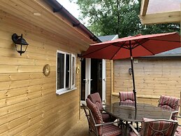 BedrockLodge Buisness Centre HolidayLets