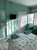 BedrockLodge Buisness Centre HolidayLets