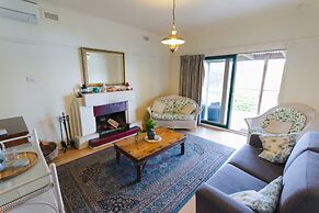 Bruces Waterside Units