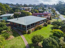 Bruces Waterside Units