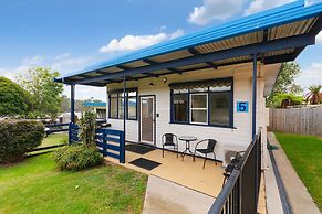 Bruces Waterside Units