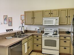 The Larkhaven by Florida Spirit