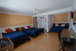 Hotel Zacatecas Courts