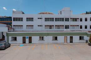 Hotel Zacatecas Courts