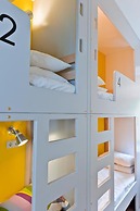 Hostel Friends Graffiti