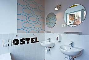 Hostel Friends Graffiti