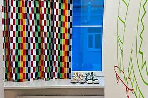 Hostel Friends Graffiti