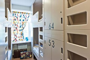 Hostel Friends Graffiti