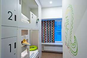 Hostel Friends Graffiti