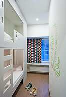 Hostel Friends Graffiti