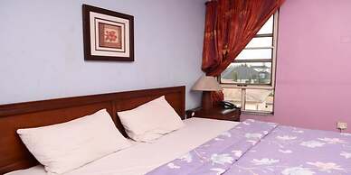 Christine Apartment Hotel Ltd
