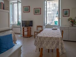 Nonna Rosetta Traditional Studio