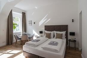 Sankt Elisabeth Superior Apartments