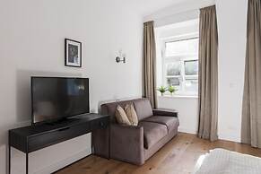 Sankt Elisabeth Superior Apartments