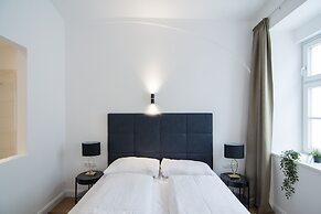 Sankt Elisabeth Superior Apartments