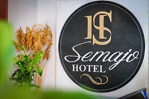Hotel Semajo