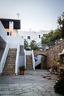 Villa Maniati Studios