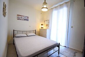 Areos Galaxy Apartments With Beach View