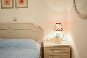 Areos Galaxy Apartments With Beach View