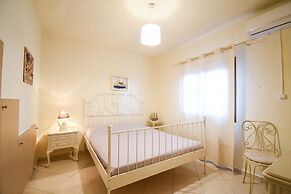 Areos Galaxy Apartments With Beach View