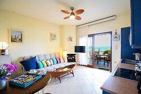 Areos Galaxy Apartments With Beach View