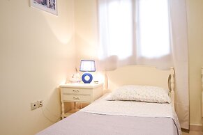 Areos Galaxy Apartments With Beach View