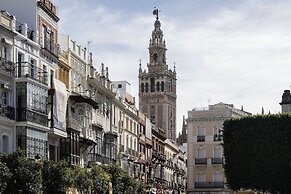 Puerta Catedral Holiday Suites