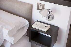 Puerta Catedral Holiday Suites