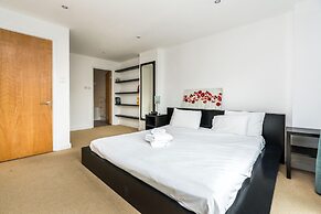 Broadband 2BD City Flat Farringdon Expedia