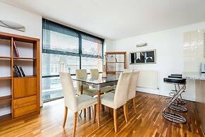 Broadband 2BD City Flat Farringdon Expedia