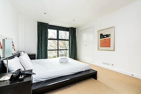 Broadband 2BD City Flat Farringdon Expedia