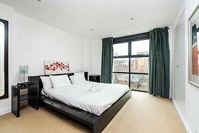 Broadband 2BD City Flat Farringdon Expedia