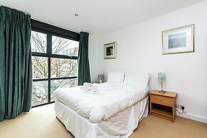 Broadband 2BD City Flat Farringdon Expedia