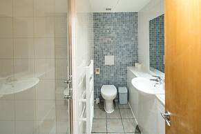 Broadband 2BD City Flat Farringdon Expedia